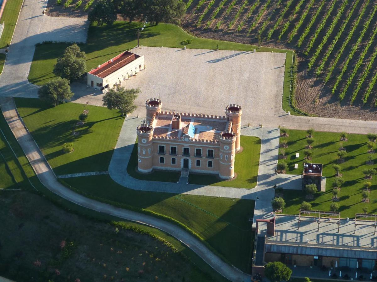 טורו Castillo De Monte La Reina Posada Real & Bodega מראה חיצוני תמונה