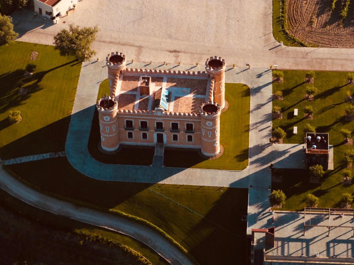 טורו Castillo De Monte La Reina Posada Real & Bodega מראה חיצוני תמונה